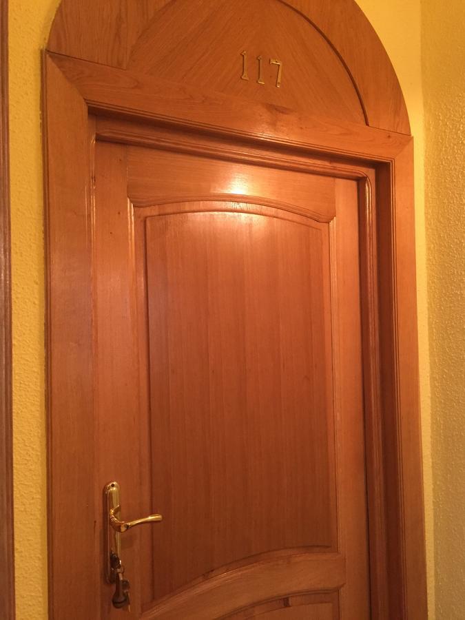 Pensiunea Puiu Popa Кодлеа Екстериор снимка